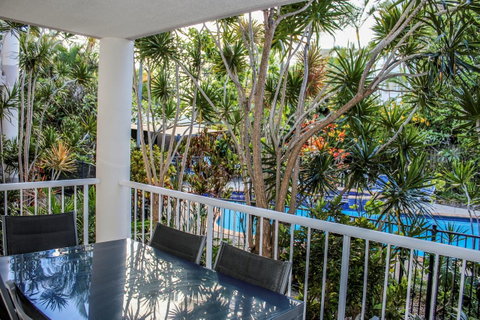 Surfers Beach Holiday Apartments - Surfers Gold Coast 13