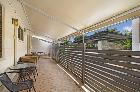 Townsville Holiday Apartments - Surfers Gold Coast 11