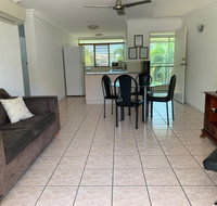 Townsville Holiday Apartments - Surfers Gold Coast