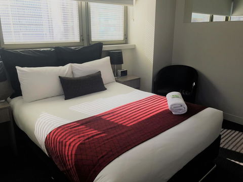 George Williams Hotel - Surfers Gold Coast 12
