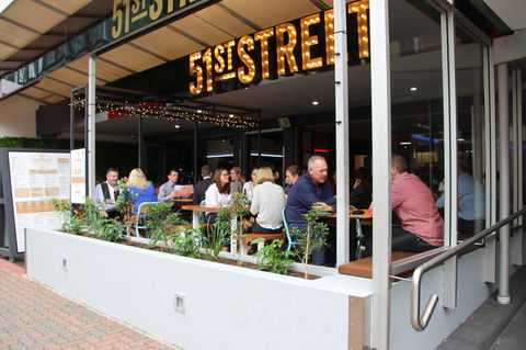 George Williams Hotel - Surfers Gold Coast 9