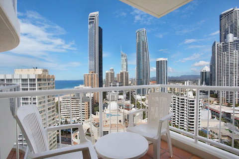 Moroccan Resort - HR Surfers Paradise - Surfers Gold Coast 18