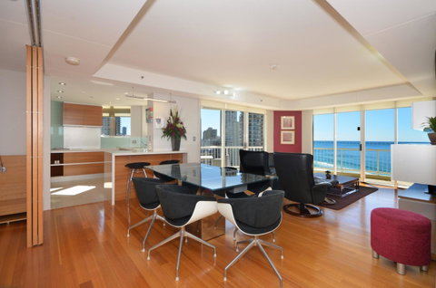 Moroccan Resort - HR Surfers Paradise - Surfers Gold Coast 24