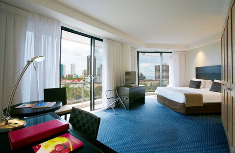 Crowne Plaza Surfers Paradise, An IHG Hotel - Surfers Gold Coast 2