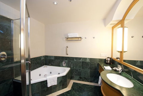 Crowne Plaza Surfers Paradise, An IHG Hotel - Surfers Gold Coast 38