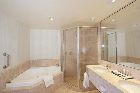 Crowne Plaza Surfers Paradise, An IHG Hotel - Surfers Gold Coast 35