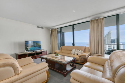 Circle On Cavill, Apartments And Sub Penthouses - We Accommodate - Surfers Gold Coast 1