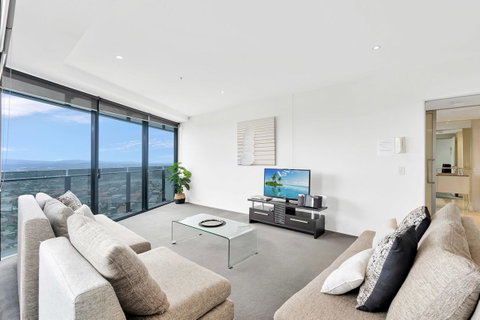 Circle On Cavill, Apartments And Sub Penthouses - We Accommodate - Surfers Gold Coast 13