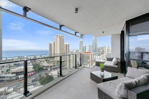 Circle On Cavill, Apartments And Sub Penthouses - We Accommodate - Surfers Gold Coast 22