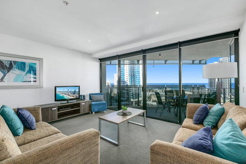 Circle On Cavill, Apartments And Sub Penthouses - We Accommodate - Surfers Gold Coast 30