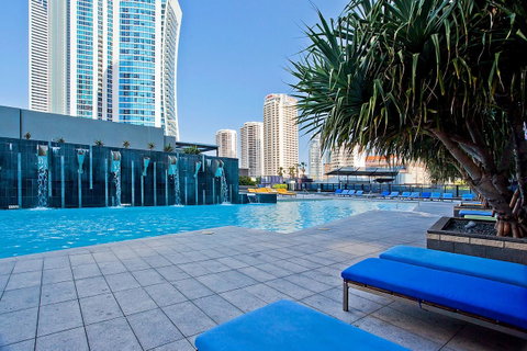 Circle On Cavill, Apartments And Sub Penthouses - We Accommodate - Surfers Gold Coast 0