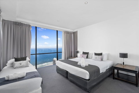 Circle On Cavill, Apartments And Sub Penthouses - We Accommodate - Surfers Gold Coast 16