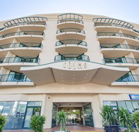 Central Cosmo Apartment Hotel - Surfers Gold Coast