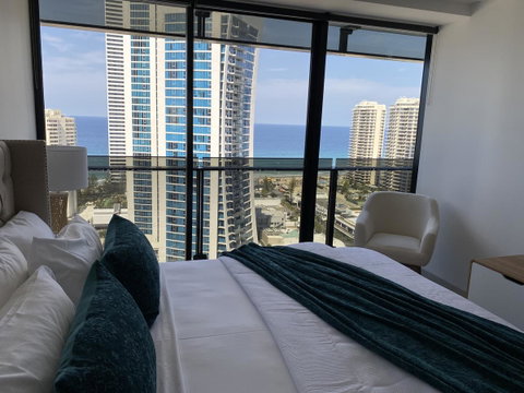 Circle On Cavill 2, 3, 4 & 5 Bedroom SkyHomes & SUB PENTHOUSES By Gold Coast Holidays - Surfers Gold Coast 14