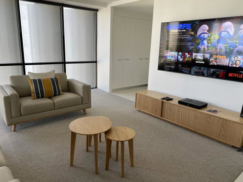 Circle On Cavill 2, 3, 4 & 5 Bedroom SkyHomes & SUB PENTHOUSES By Gold Coast Holidays - Surfers Gold Coast 6