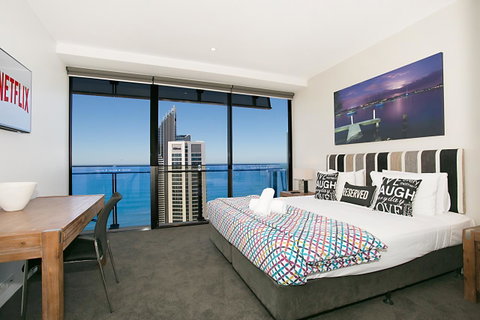 Circle On Cavill 2, 3, 4 & 5 Bedroom SkyHomes & SUB PENTHOUSES By Gold Coast Holidays - Surfers Gold Coast 0