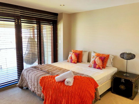 Riverfront Dream - Surfers Gold Coast 31