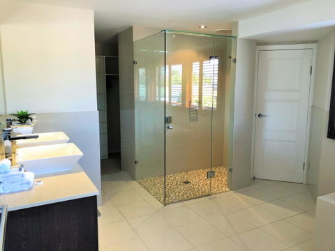 Riverfront Dream - Surfers Gold Coast 30