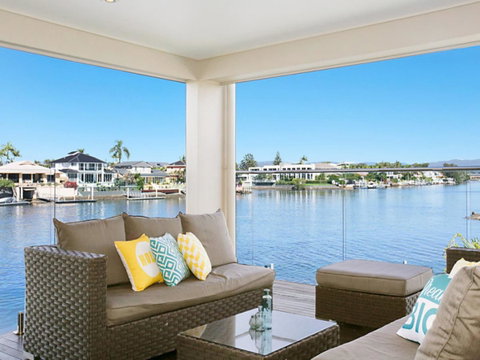Riverfront Dream - Surfers Gold Coast 13