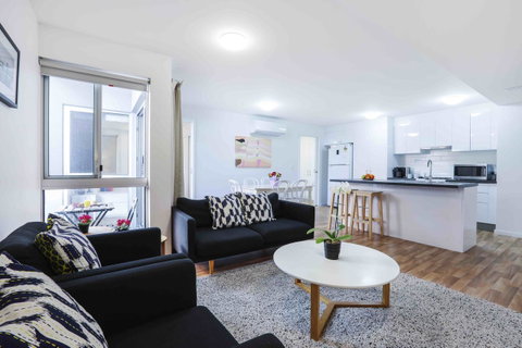 Sandbox Apartments - Surfers Gold Coast 20