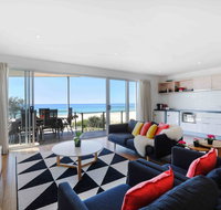 Sandbox Luxury Beach Front Apartments - Surfers Gold Coast