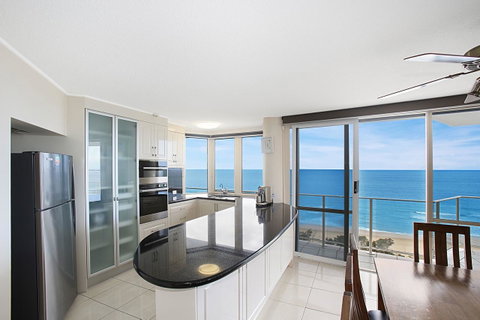 Catalina Resort - Surfers Gold Coast 31