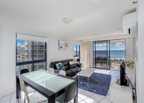 Catalina Resort - Surfers Gold Coast 16