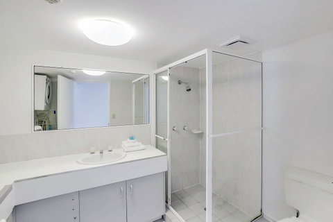Catalina Resort - Surfers Gold Coast 3