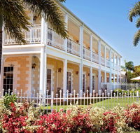 White Lace Motor Inn - Surfers Gold Coast