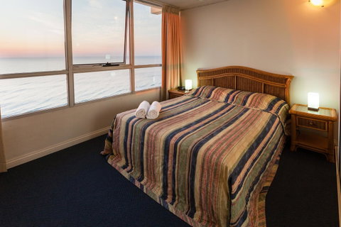 Chateau Beachside Resort - Surfers Gold Coast 26