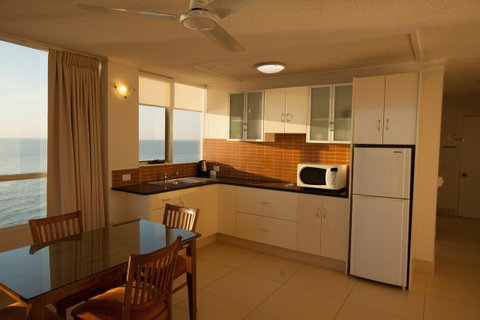 Chateau Beachside Resort - Surfers Gold Coast 19