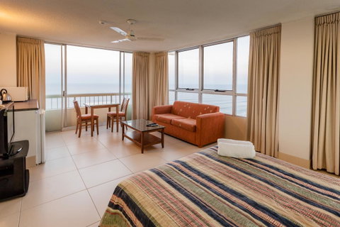 Chateau Beachside Resort - Surfers Gold Coast 20