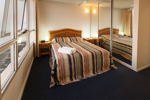Chateau Beachside Resort - Surfers Gold Coast 29