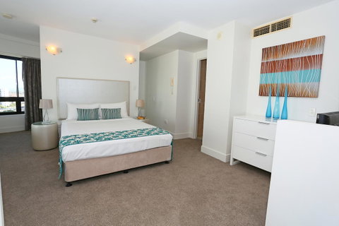 Neptune Resort - Surfers Gold Coast 11