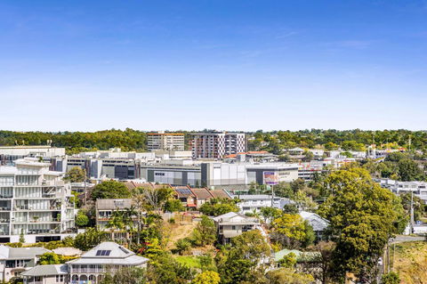 Essence Suites Taringa - Surfers Gold Coast 38