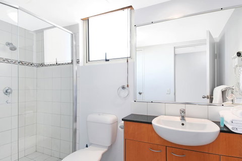 Palazzo Colonnades - Surfers Gold Coast 3