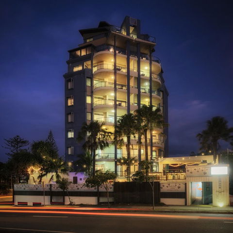 Komune Resort And Beach Club Greenmount Beach - Surfers Gold Coast 15