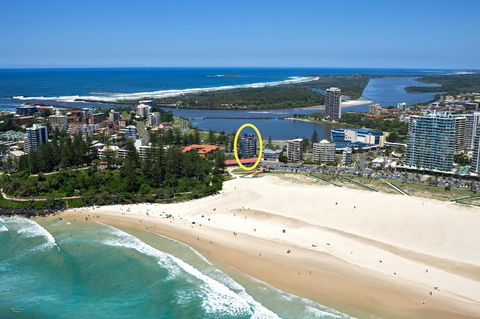 Komune Resort And Beach Club Greenmount Beach - Surfers Gold Coast 0