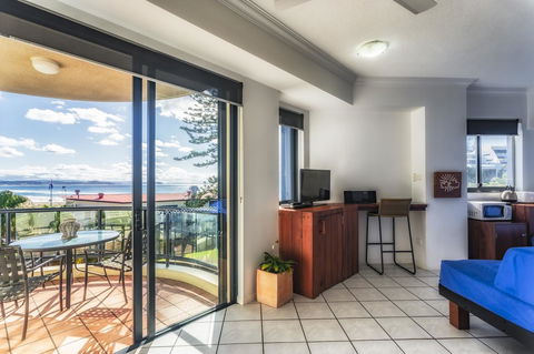 Komune Resort And Beach Club Greenmount Beach - Surfers Gold Coast 13