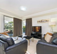 On the Bay Apartments - Surfers Gold Coast
