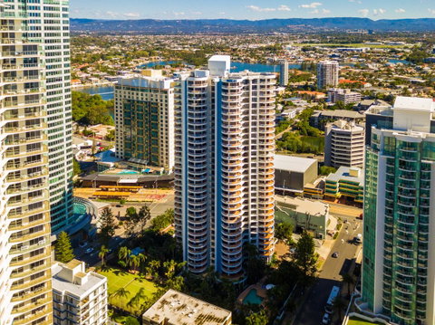 Aegean Resort Apartments - Surfers Gold Coast 25