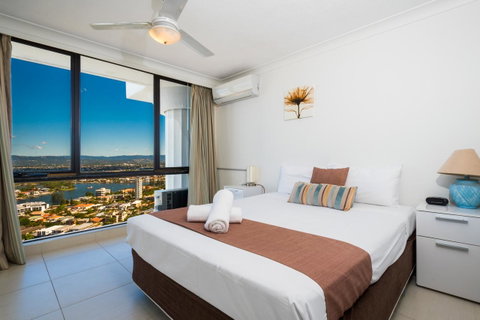 Aegean Resort Apartments - Surfers Gold Coast 13