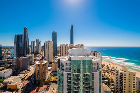 Aegean Resort Apartments - Surfers Gold Coast 18