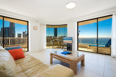 Aegean Resort Apartments - Surfers Gold Coast 14