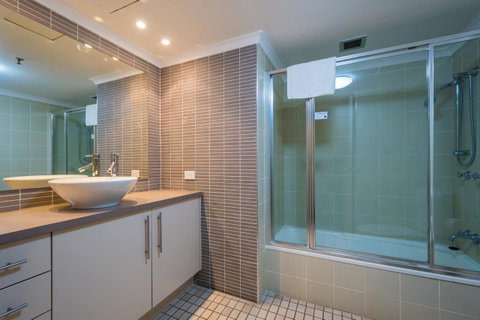 Aegean Resort Apartments - Surfers Gold Coast 11