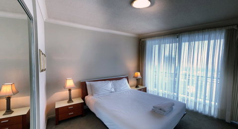 Private 2 Bedroom Apartment @ Chevron Towers - Surfers Gold Coast 5