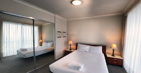 Private 2 Bedroom Apartment @ Chevron Towers - Surfers Gold Coast 6