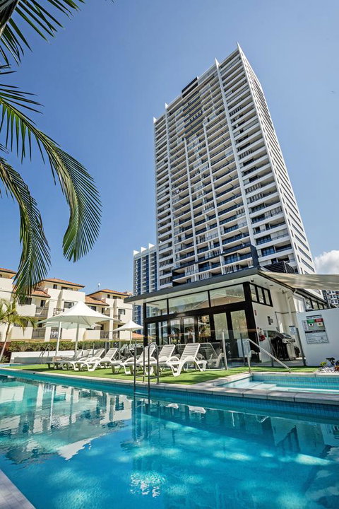 Ultra Broadbeach - Surfers Gold Coast 1