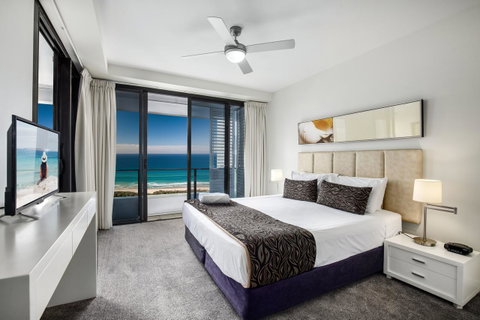 Ultra Broadbeach - Surfers Gold Coast 33