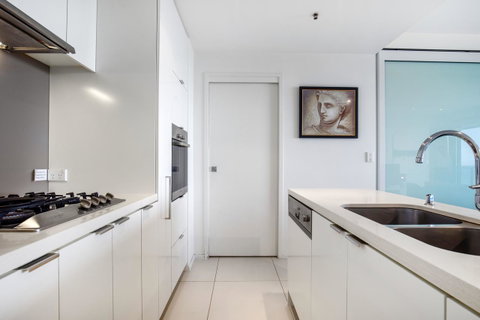 Ultra Broadbeach - Surfers Gold Coast 43